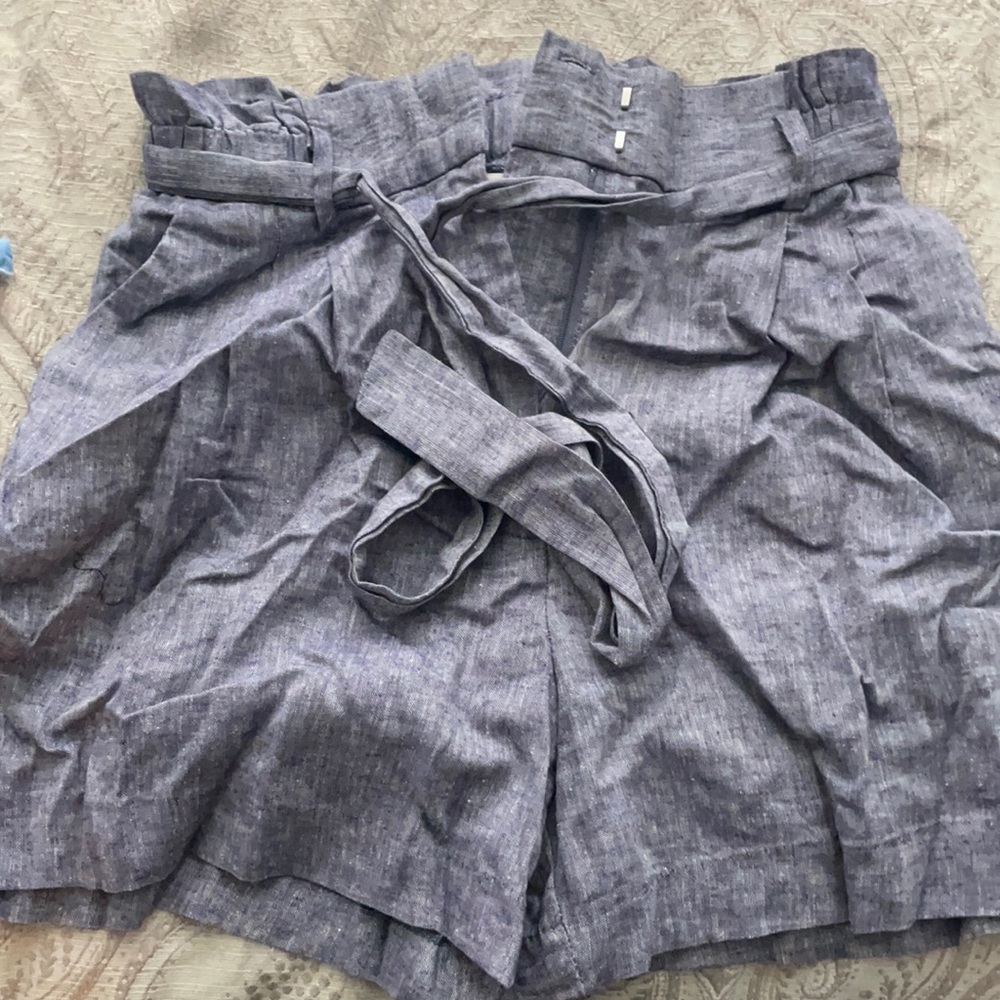 Tie at the top shorts